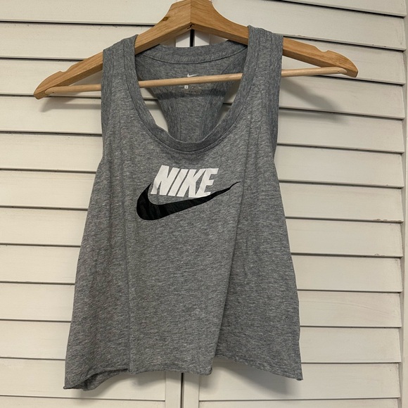 Assorted Crop Tops, Assorted Sizes - Picture 15 of 16